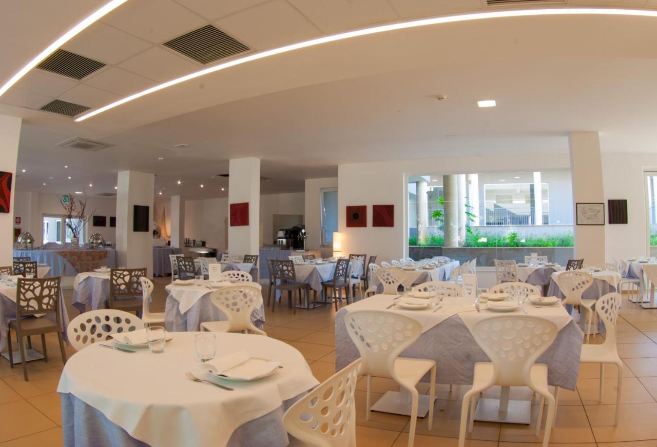 Futura Club Spiagge Bianche Hotel ฟอนตาเน บีอานเก ภายนอก รูปภาพ