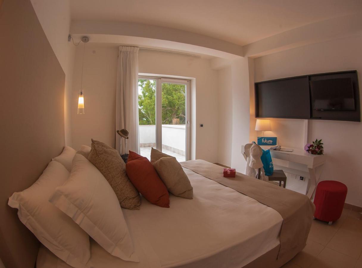 Futura Club Spiagge Bianche Hotel ฟอนตาเน บีอานเก ภายนอก รูปภาพ