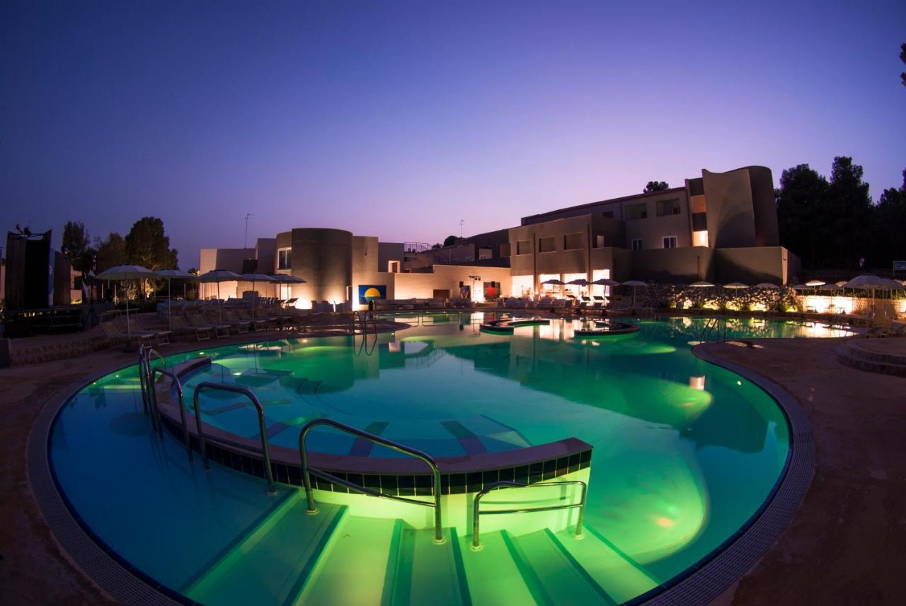 Futura Club Spiagge Bianche Hotel ฟอนตาเน บีอานเก ภายนอก รูปภาพ